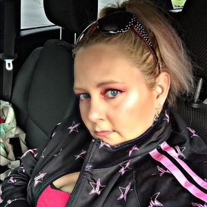 Meet your Posher, Christy